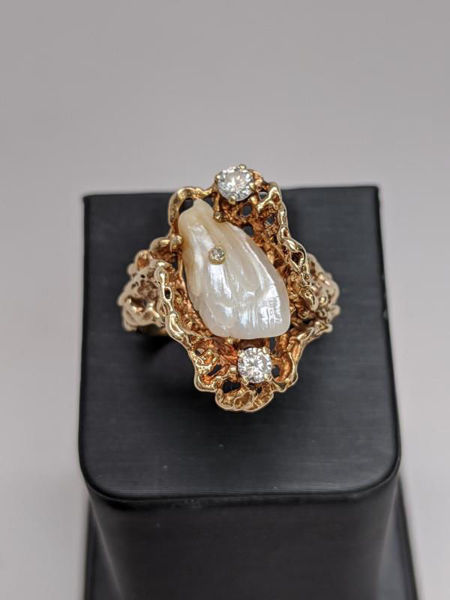 Picture of Custom TN Pearl and Diamond Ring